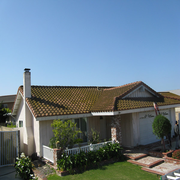Roof Cleaning Huntington Beach